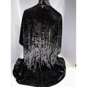 Victoria’s Secret Kimono style Velvet Robe Black  Medium/Large sexy Romantic